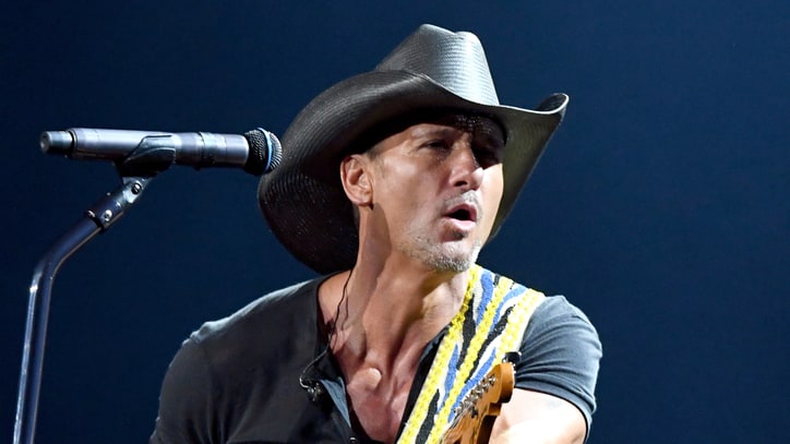Tim McGraw Collapses Onstage During Ireland C2C Concert