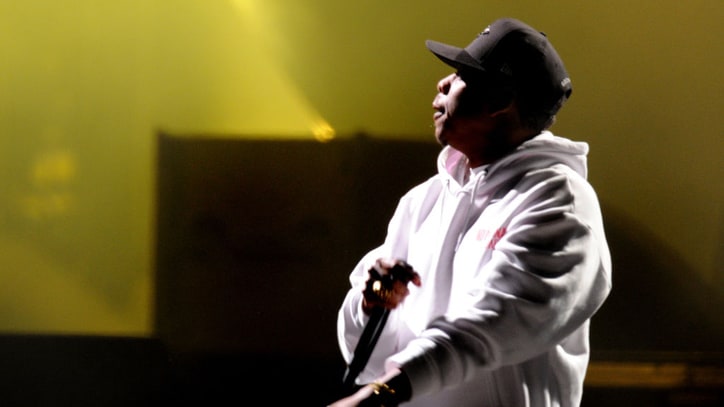 See Jay-Z Pay Tribute to Chester Bennington With 'Numb/Encore' at V Fest