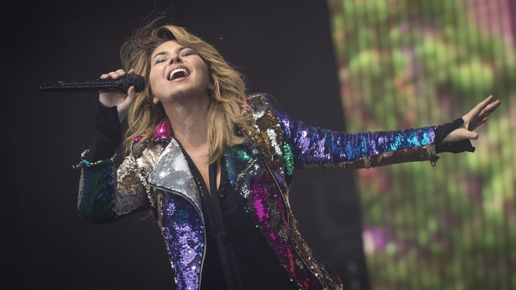 See Shania Twain Celebrate New Album With 'Ellen' Performance