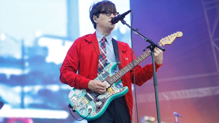 Hear Weezer's Uplifting New Pop-Rock Song, 'Weekend Woman'