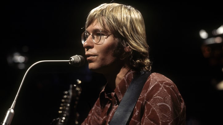 Flashback: John Denver Recalls Sweet Reunion With Special Guitar