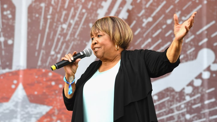 Hear Mavis Staples' Graceful New Protest Song 'Build a Bridge'