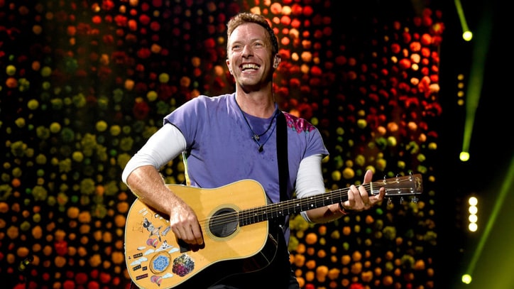 See Coldplay, James Corden Sing Tom Petty's 'Free Fallin'' at Rose Bowl