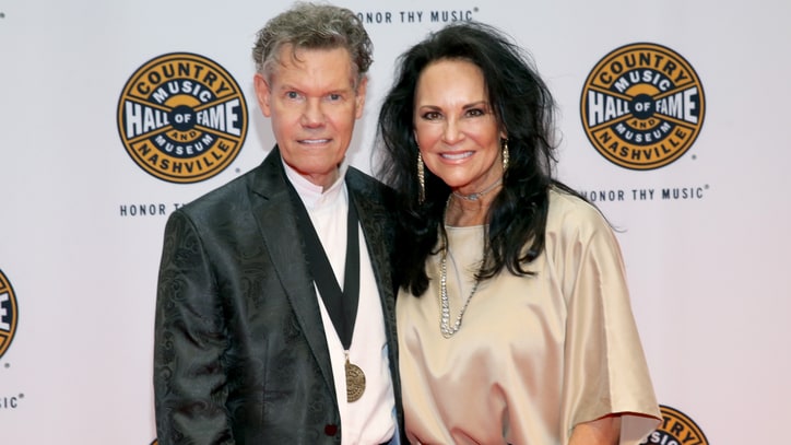 Randy Travis' Wife Petitioning to Block Singer's 2012 Arrest Video