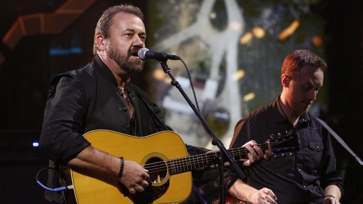 Hear Tyminski Talk 'O Brother' Fame, Swampy New Album With Chris Shiflett
