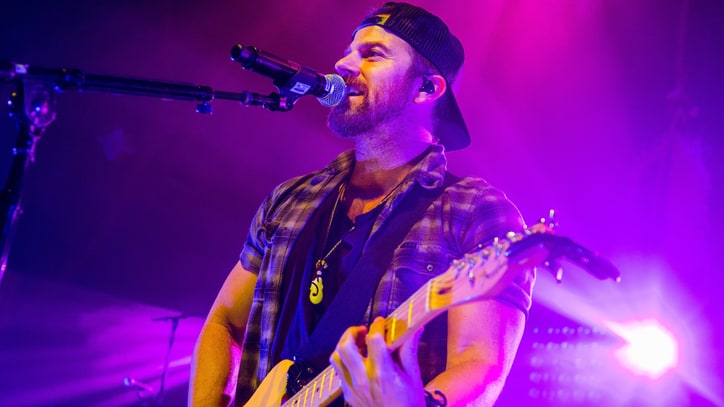 See Kip Moore's Poignant 'Last Shot' Video