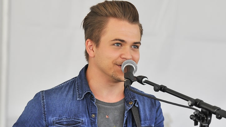 Hear Hunter Hayes' Sparkling New Song 'This Girl'
