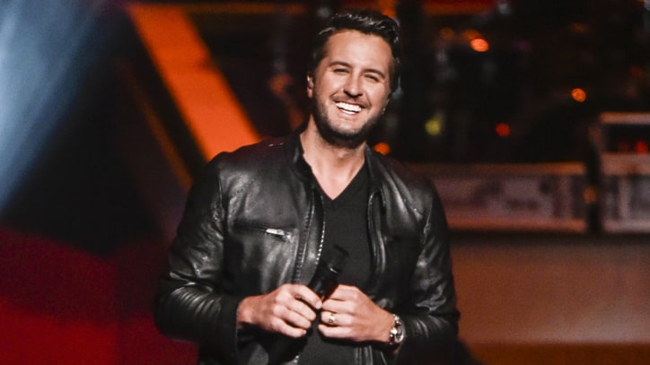 Watch Luke Bryan Sing Lionel Richie Medley at Kennedy Center Honors