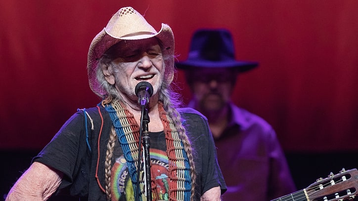 Willie Nelson, Sturgill Simpson, Elvis Costello Lead Outlaw Music Festival Tour