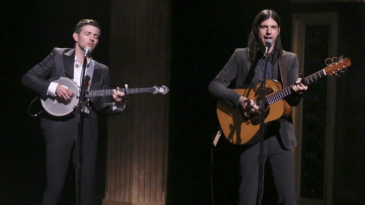 See the Avett Brothers' Plaintive 'No Hard Feelings' on 'Fallon'