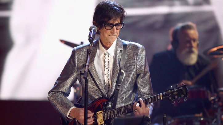 The Cars Play Greatest Hits at Rock and Roll Hall of Fame 2018 Induction