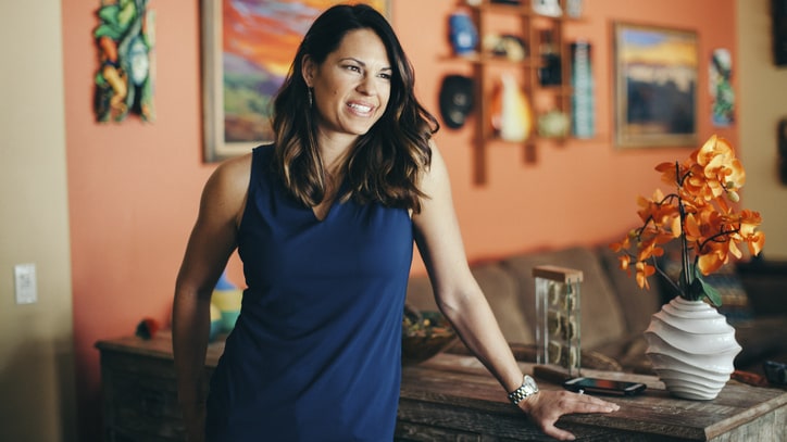 ESPN's Jessica Mendoza Just Wants to Call Some Postseason Baseball
