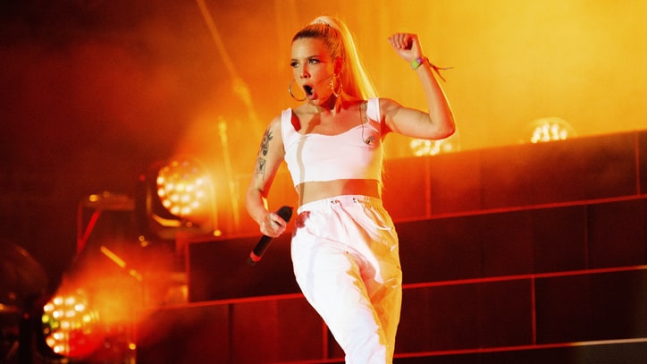 Vevo to Shut Down Site, Giving in to YouTube Empire