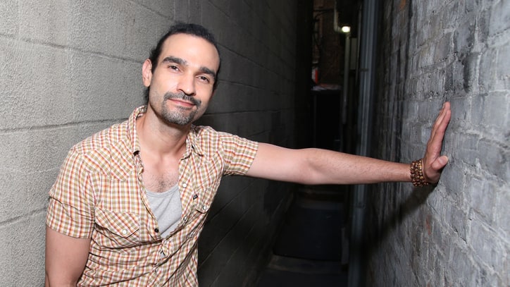 How New 'Hamilton' Star Javier Muñoz Is Making America's Forefather Sexy
