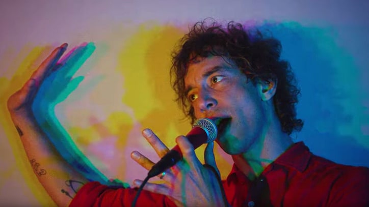 Albert Hammond Jr. Uses Shadows, Silhouettes for 'Far Away Truths' Video