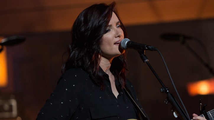 Watch Brandy Clark Perform Single Mother Anthem 'Three Kids No Husband'