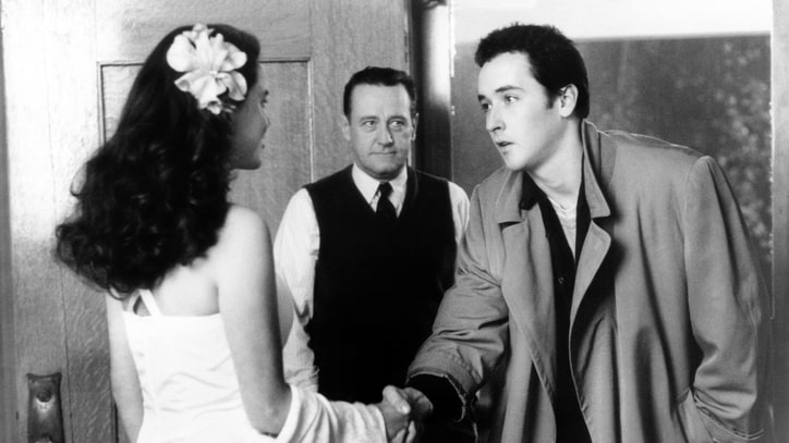 Cameron Crowe: John Mahoney 'Brought Joy to Every Scene' in 'Say Anything'