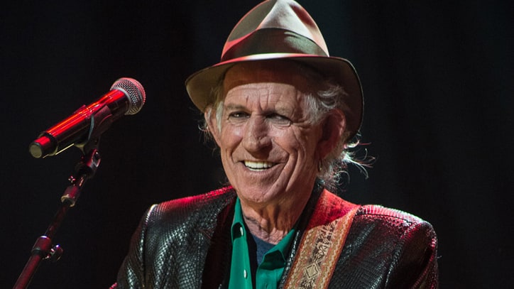 Watch Keith Richards Honor Merle Haggard With Grand 'Sing Me Back Home'