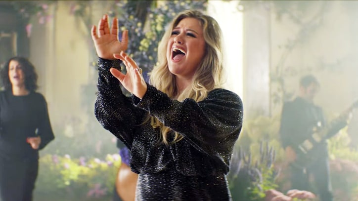 Watch Kelly Clarkson's Optimistic 'Meaning of Life' Video