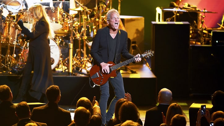 Fleetwood Mac Fires Lindsey Buckingham