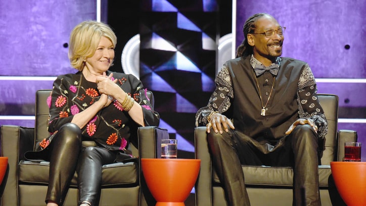 Snoop Dogg, Martha Stewart Team for Celebrity Dinner Party Show