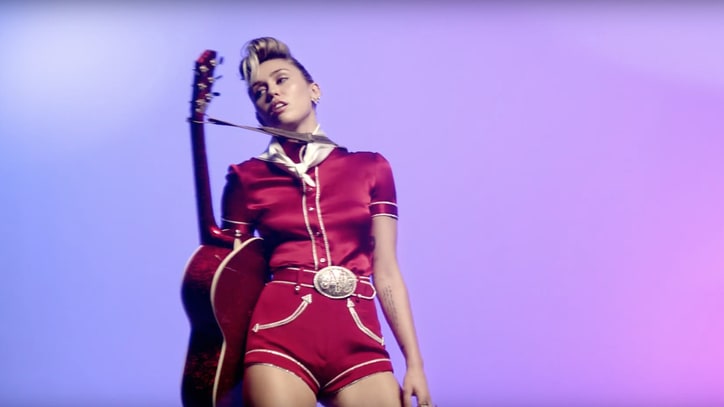 Miley Cyrus Unveils 'Younger Now' Video, New Album Details