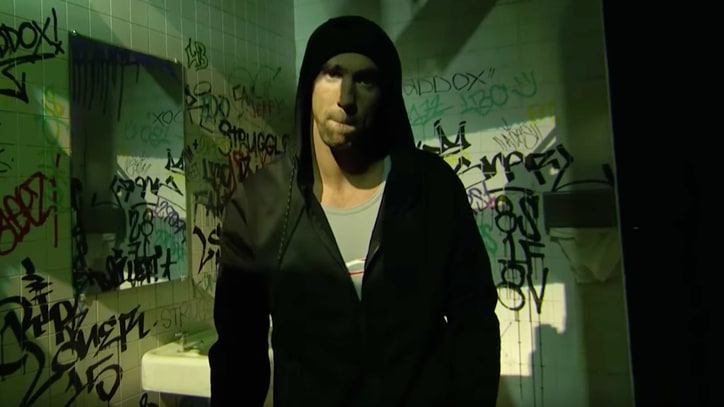 Watch Michael Phelps Spoof Eminem on 'Lip Sync Battle'