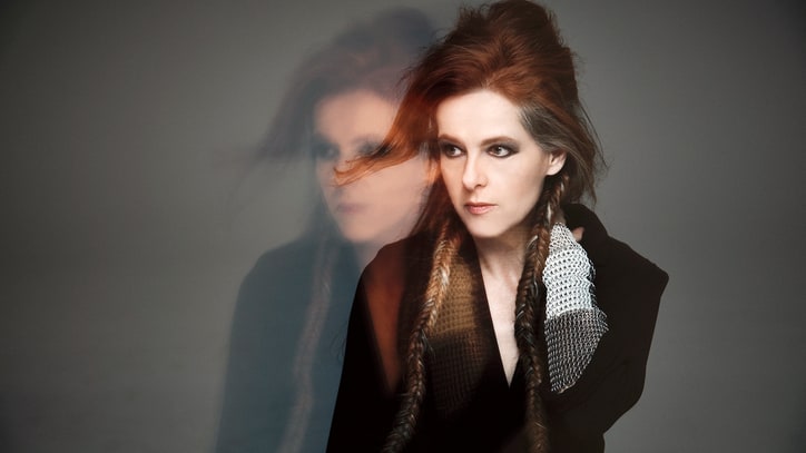 Neko Case Expands Headlining, North American 'Hell On Tour'