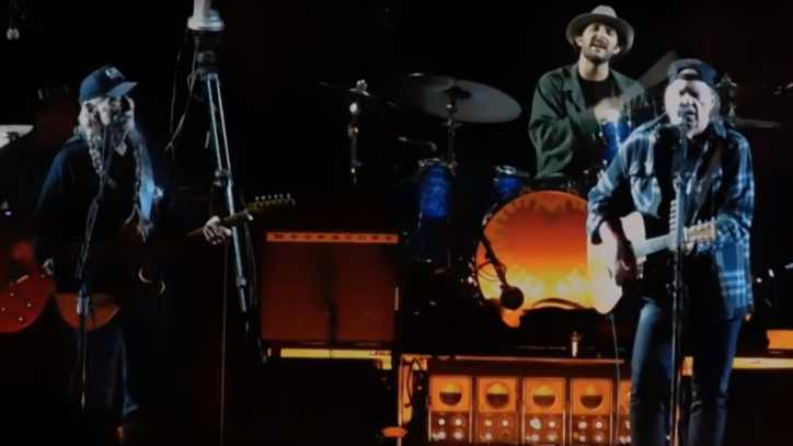 Watch Willie Nelson Perform With Neil Young, Promise of the Real in Rome