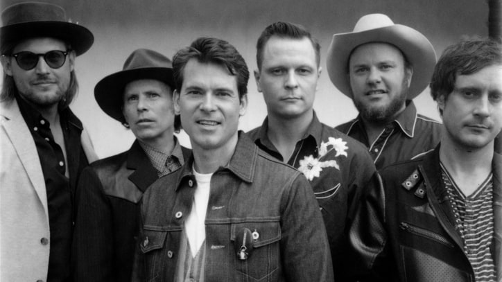 Hear Old Crow Medicine Show's Blistering New Song 'Flicker and Shine'