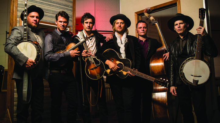 Old Crow Medicine Show on 'Wrecking Ball' Approach to Nashville