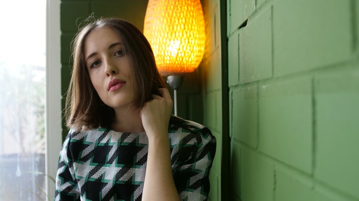 Alice Merton: 'No Roots' Hitmaker Turns Nomadic Path to Success