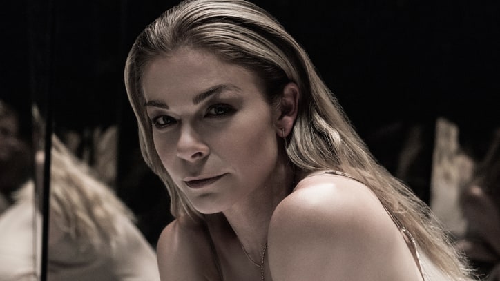 Hear LeAnn Rimes' Devastating Reimagined Version of 'One Way Ticket'
