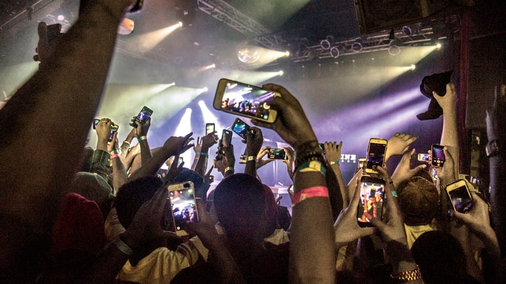 Artists to Fans: Put Your Phones Away!