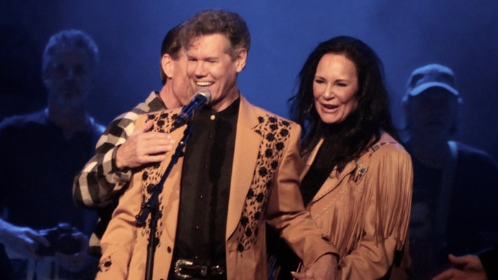 Watch Randy Travis Perform Emotional 'Amazing Grace' at Tribute Concert