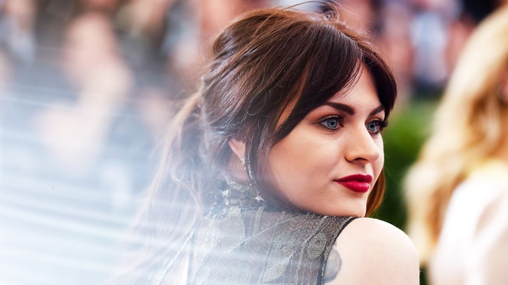See Frances Bean Cobain Tease First Original Song