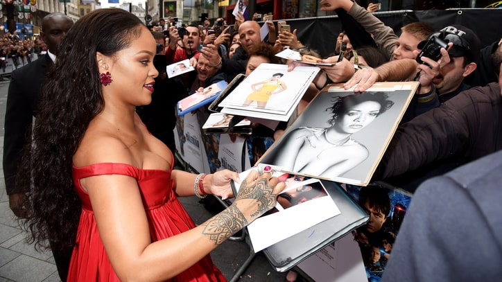 Random Notes: See the Latest Photos of Music's Biggest Names and More