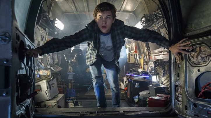 'Ready Player One' Review: Spielberg's Overwhelming Blockbuster Hearts the '80s
