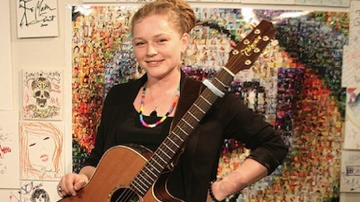 Exclusive Performance: Crystal Bowersox Rocks At Yahoo!