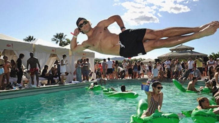 5 Tips for Crashing Coachella Parties
