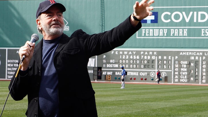 Neil Diamond Donating 'Sweet Caroline' Royalties to Boston Charity