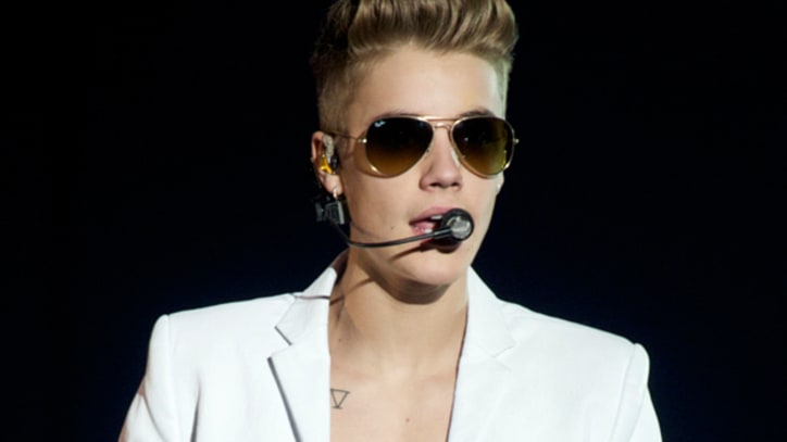 Justin Bieber's Concert Earnings Stolen by Thieves