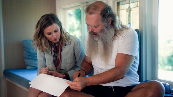 Sugarland Singer Jennifer Nettles Teams With Rick Rubin for Solo Debut