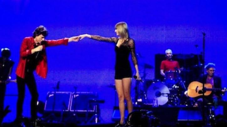 Taylor Swift Channels '60s Icon On Stage With the Stones