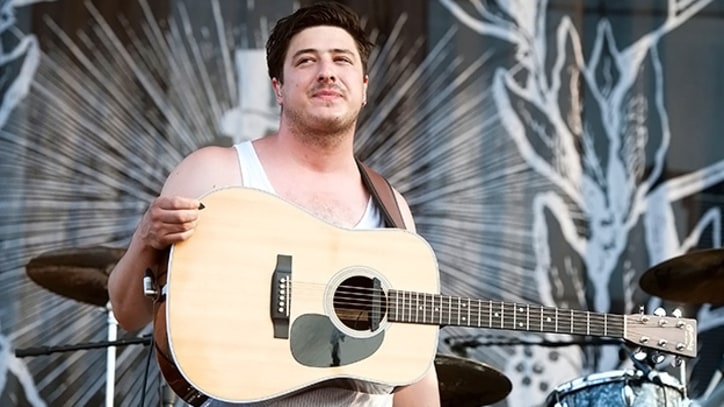 God, Beer & Banjos: Mumford & Sons Take America