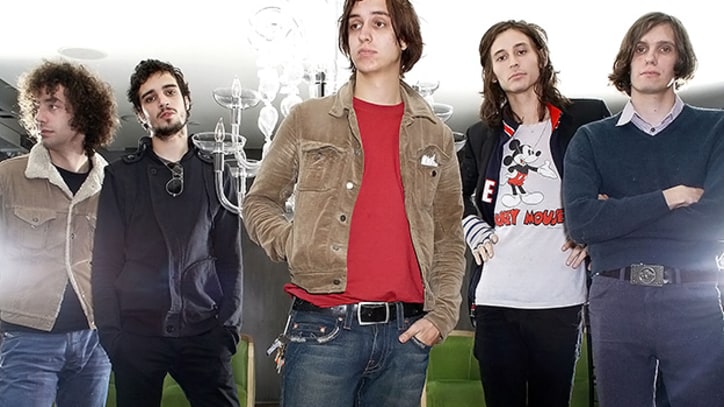 Smoking Section: Strokes Tour South America, Questlove and Al Green