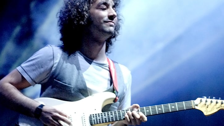 Smoking Section: Albert Hammond Jr. Debuts Solo