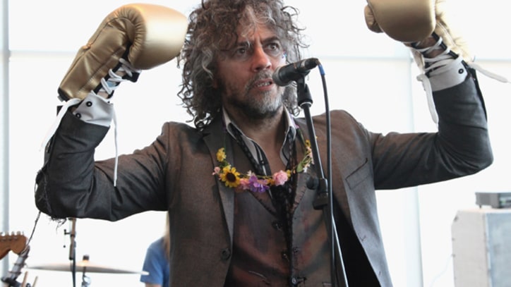 Flaming Lips Dust Off Rarities at Intimate Louisville Gig