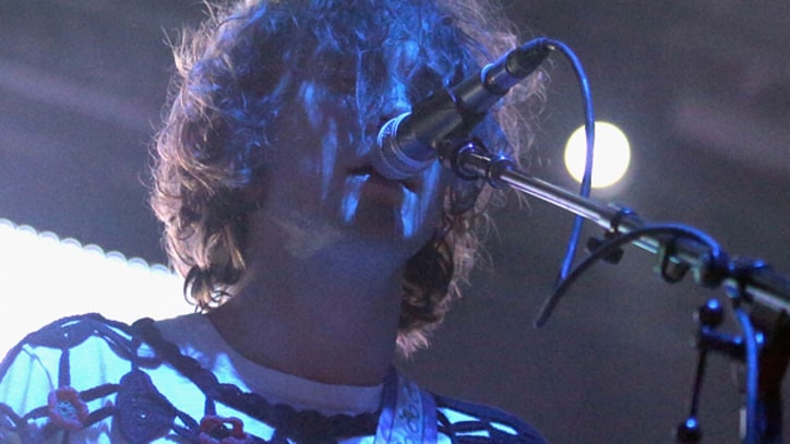My Bloody Valentine, Yeah Yeah Yeahs Top FYF Fest