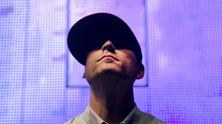 Kaskade Experiments With Classical on 'Atmosphere' – Album Premiere